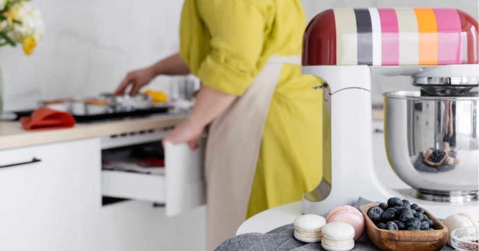 Tento obrázek nemá vyplněný atribut alt; název souboru je multifunkcny-kuchynsky-robot-pecenie.jpg.